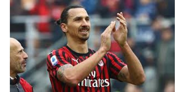 Ibrahimović wil blijven spelen voor voetbal